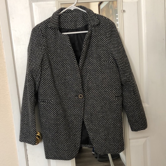 Coat - Picture 2 of 7